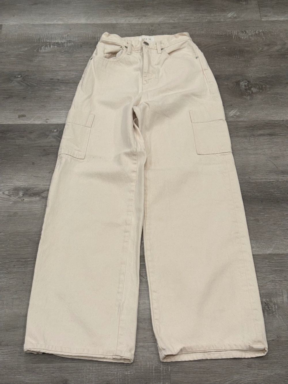 FRAME The Bow Cargo High-Rise Wide-Leg Barrel Jeans White Womens 24